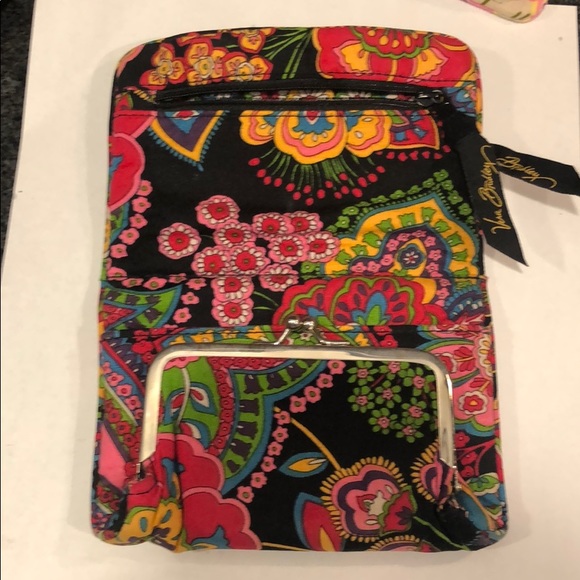 Vera Bradley Magnetic Close Wallet - Picture 2 of 3
